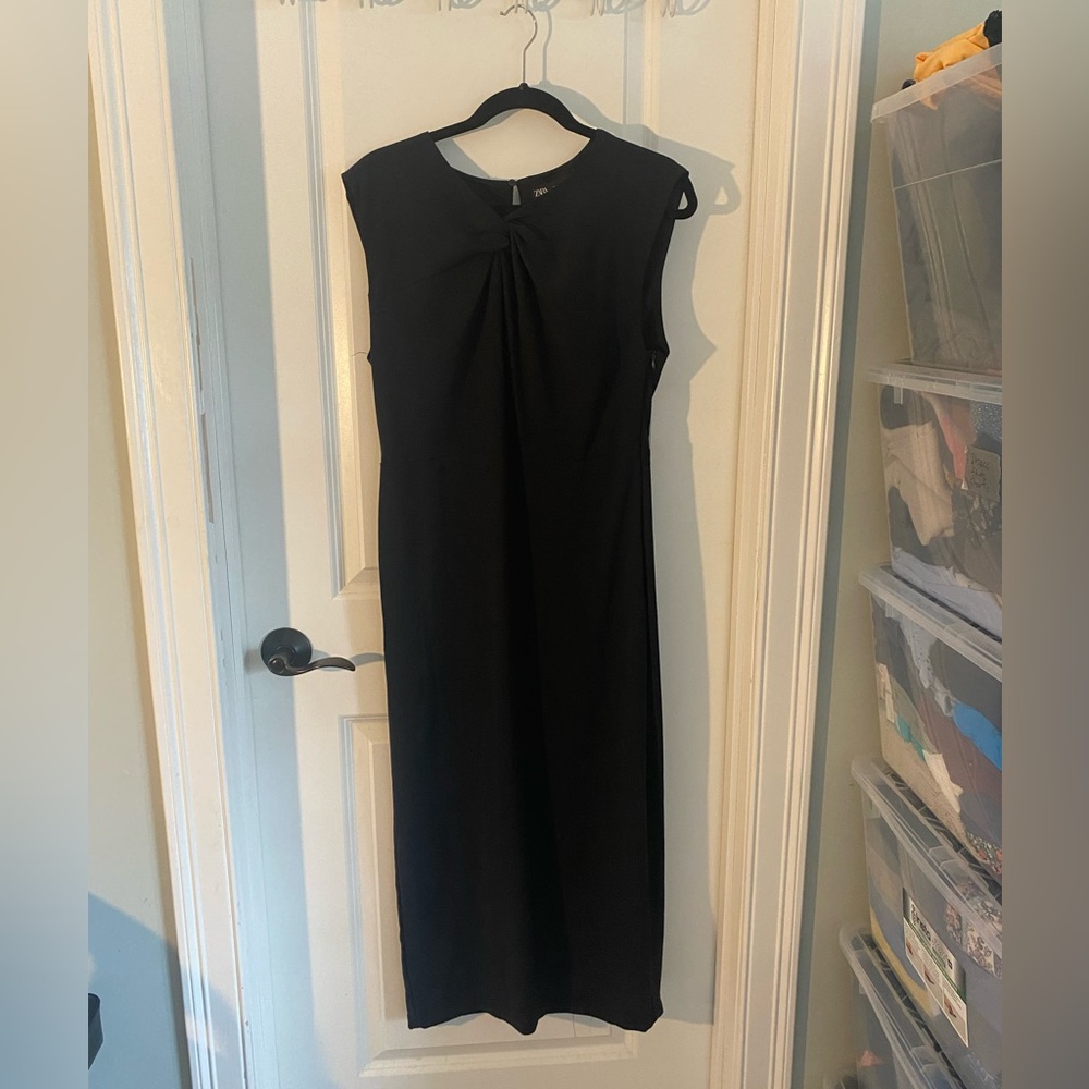 NWT Zara Classic Black Sleeveless Twist-Neck Maxi Dress